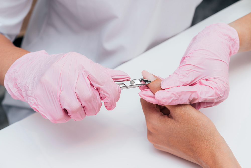 cuticles restoration by cosmologist